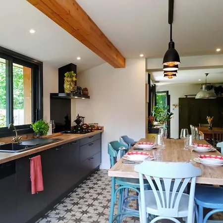 Ferienhaus Maison Paisible En Lisiere De Foret 9 Personnes *