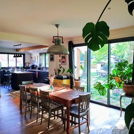 Maison Paisible En Lisiere De Foret 9 Personnes Ferienhaus *