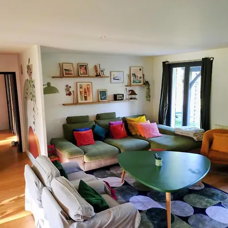 Maison Paisible En Lisiere De Foret 9 Personnes *